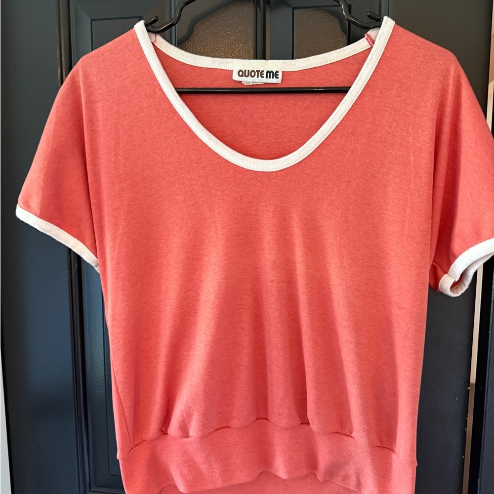 Vintage Coral Women's Short Sleeve Tee